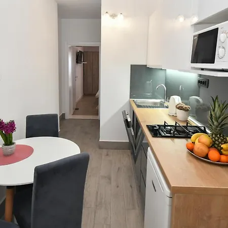 Apartament Angela