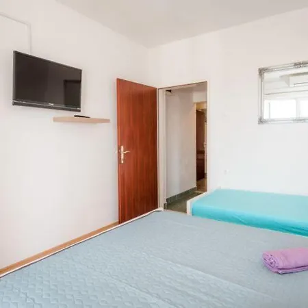 Angela Apartment *